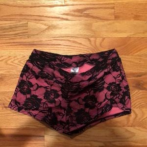 NEW WITHOUT TAGS Women’s dance shorts